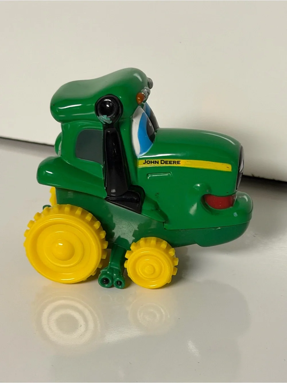 2010 ERTL John Deere Green & Yellow Johnny Tractor 3